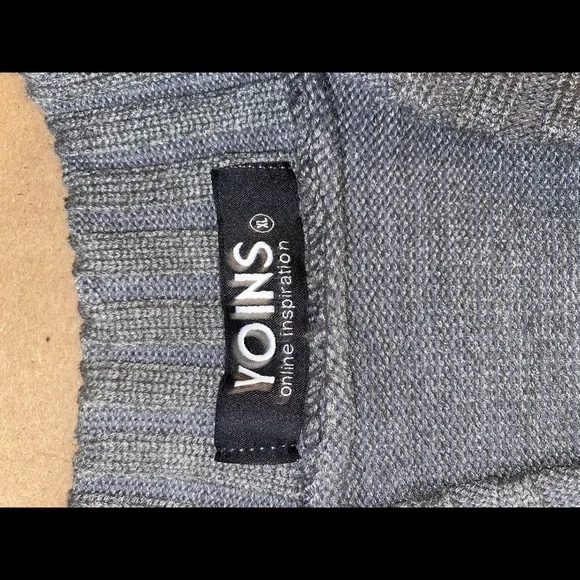 Yoins Sweater - Picture 3 of 3